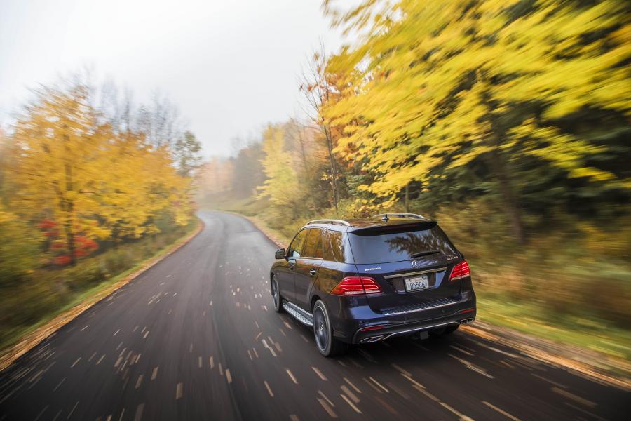  Mercedes-AMG GLE43 4Matic 2016 года  (NA) (фото 16 из 30)